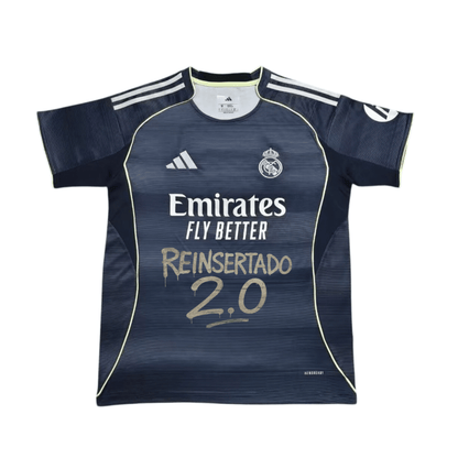 Real Madrid x Morad Reinsertado 2.0 Trikot – Vorderansicht