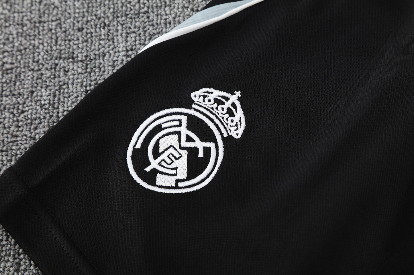 2025/2026 Real Madrid Black Training Set