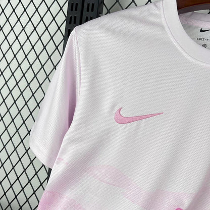 2025 Brasilien Special Edition Pink Jesus